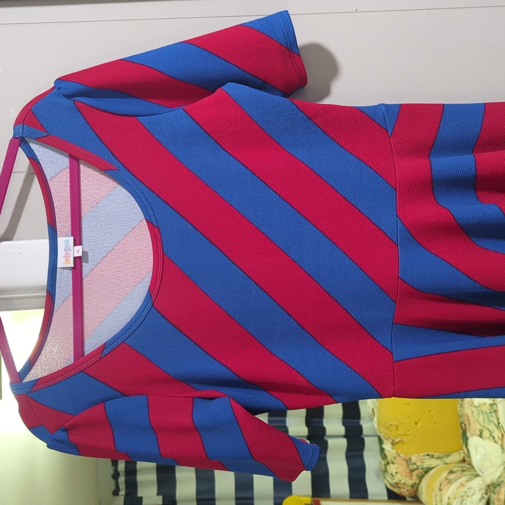LuLaRoe Nicole dress size XL, red and blue stripes